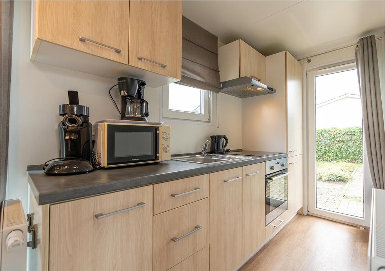 Chaletparc Krabbenkreek Zeeland - Chalet 78 Sint Annaland Bagian luar foto