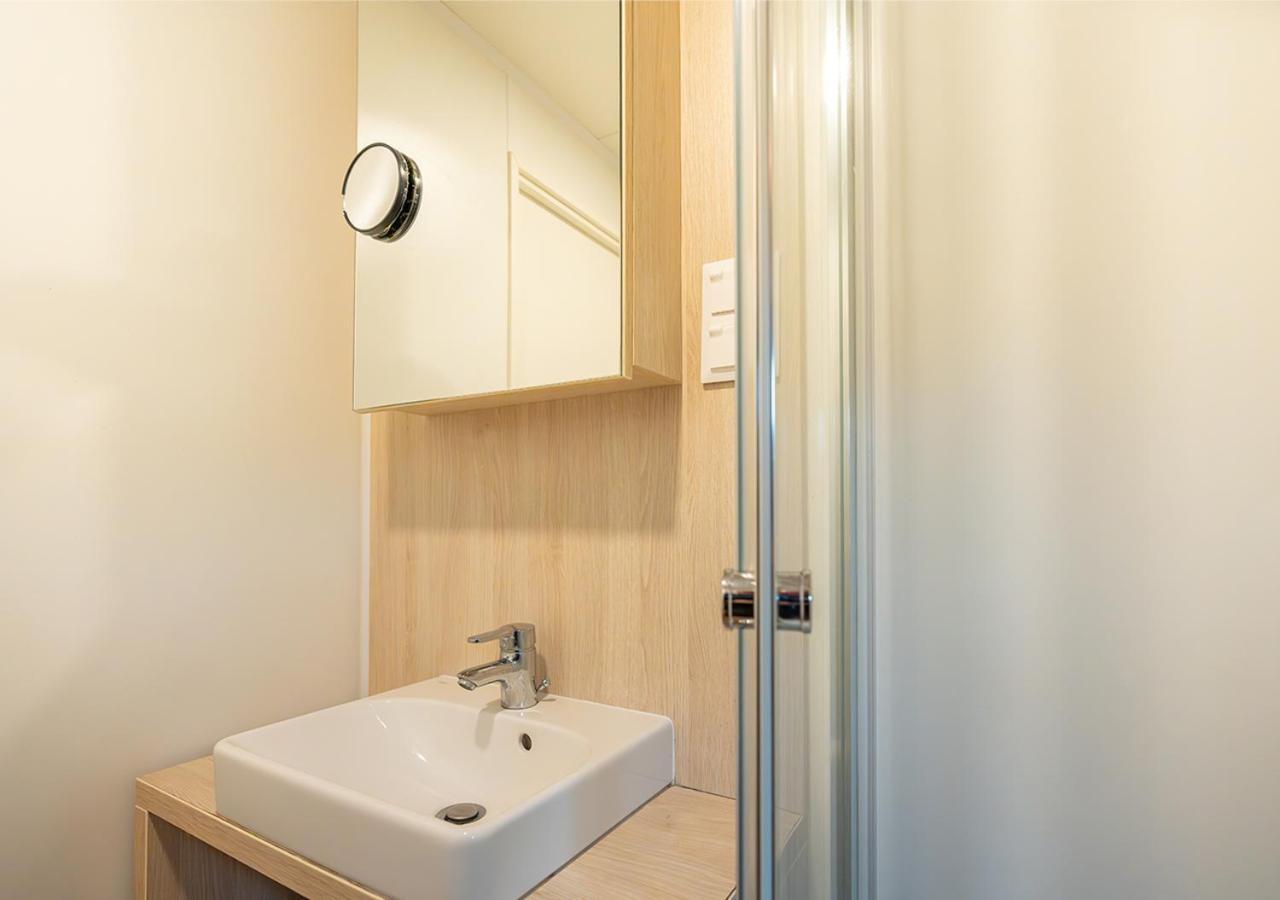 Chaletparc Krabbenkreek Zeeland - Chalet 78 Sint Annaland Bagian luar foto